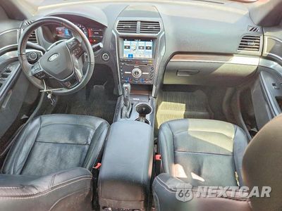 Zdjęcie 8 z 13 samochodu: 2017 FORD EXPLORER LIMITED VIN:1FM5K8F86HGA73514 - miniatura