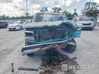Piąte zdjęcie samochodu w środku: 1997 FORD F250 VIN:1FTHX25HXVEA94911 - miniatura
