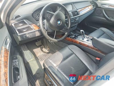 Zdjęcie 8 z 13 samochodu: 2013 BMW X5 XDRIVE35I VIN:5UXZV4C59D0B01570 - miniatura