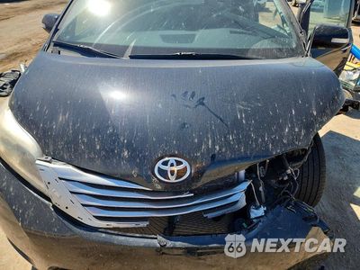 Zdjęcie 12 z 13 samochodu: 2017 TOYOTA SIENNA BASE VIN:5TDYZ3DC6HS862422 - miniatura