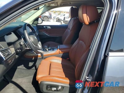 Zdjęcie 7 z 13 samochodu: 2019 BMW X7 XDRIVE40I VIN:5UXCW2C59KLB43790 - miniatura