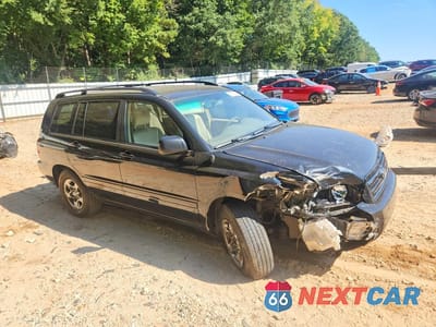 Czwarte zdjęcie samochodu z boku: 2004 TOYOTA HIGHLANDER BASE VIN:JTEGD21A140094736 - miniatura
