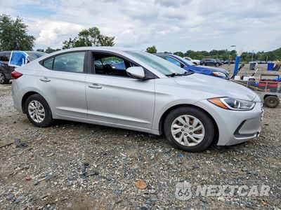Czwarte zdjęcie samochodu z boku: 2018 HYUNDAI ELANTRA SE VIN:5NPD74LF8JH230510 - miniatura