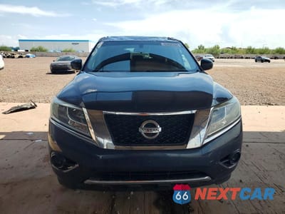 Piąte zdjęcie samochodu w środku: 2016 NISSAN PATHFINDER S VIN:5N1AR2MM1GC604177 - miniatura