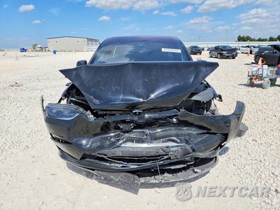 Piąte zdjęcie samochodu w środku: 2023 TESLA MODEL X VIN:7SAXCDE5XPF410160 - miniatura