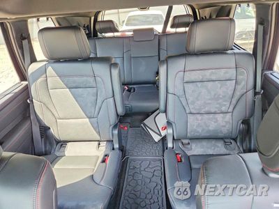 Zdjęcie 10 z 13 samochodu: 2025 TOYOTA SEQUOIA TRD PRO VIN:7SVAAABA8SX063313 - miniatura