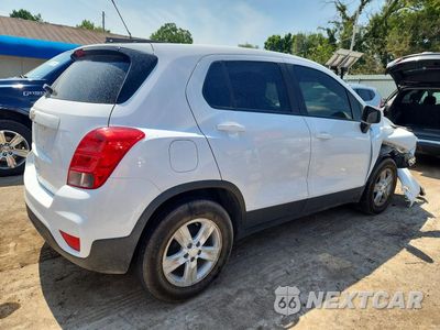 Trzecie zdjęcie samochodu z tyłu: 2017 CHEVROLET TRAX LS VIN:3GNCJKSB1LL341460 - miniatura