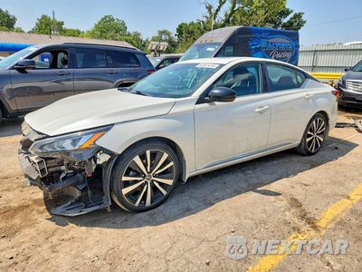 2020 NISSAN ALTIMA SR 1N4AL4CVXLC115255 - główne zdjęcie licytacji z USA - miniatura