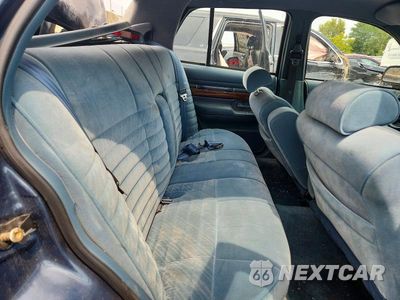 Zdjęcie 10 z 12 samochodu: 1993 MERCURY GRAND MARQUIS GS VIN:2MELM74W7PX652469 - miniatura