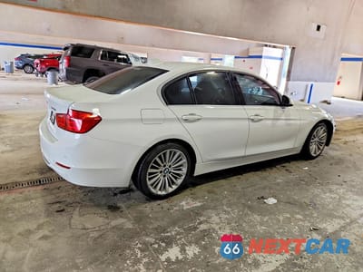 Trzecie zdjęcie samochodu z tyłu: 2015 BMW 328 I VIN:WBA3A5G50FNS85512 - miniatura