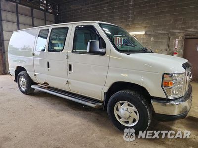 Czwarte zdjęcie samochodu z boku: 2014 FORD ECONOLINE E250 VAN VIN:1FTNE2EW9EDA20196 - miniatura