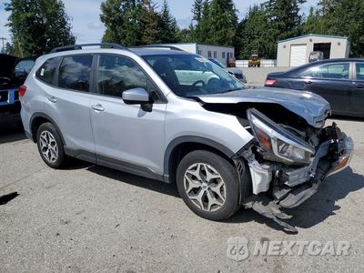 Czwarte zdjęcie samochodu z boku: 2019 SUBARU FORESTER PREMIUM VIN:JF2SKAEC0KH527019 - miniatura
