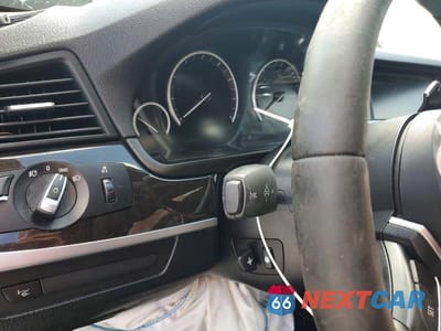 Zdjęcie 9 z 13 samochodu: 2015 BMW 535 XI VIN:WBA5B3C5XFD547736 - miniatura