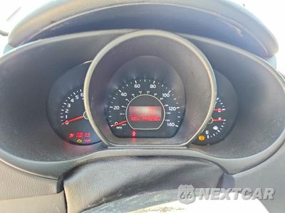 Zdjęcie 9 z 12 samochodu: 2018 KIA SOUL BASE VIN:KNDJN2A22J7580183 - miniatura