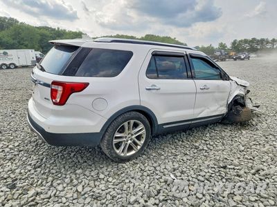 Trzecie zdjęcie samochodu z tyłu: 2017 FORD EXPLORER LIMITED VIN:1FM5K8F84HGD47745 - miniatura