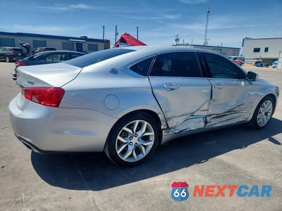Trzecie zdjęcie samochodu z tyłu: 2019 CHEVROLET IMPALA PREMIER VIN:1G1105S30KU142538 - miniatura