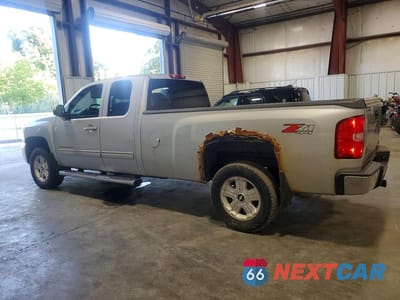 Drugie zdjęcie samochodu z przodu: 2013 CHEVROLET SILVERADO K1500 LTZ VIN:1GCRKTE04DZ346615 - miniatura
