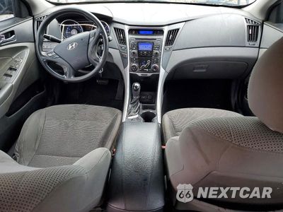 Zdjęcie 8 z 12 samochodu: 2011 HYUNDAI SONATA GLS VIN:5NPEB4AC0BH232653 - miniatura