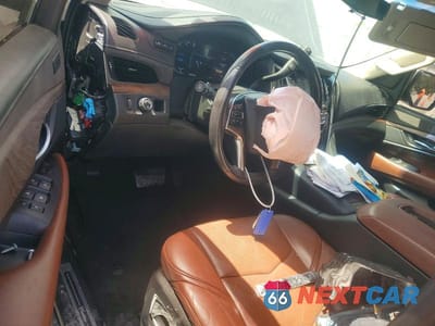 Zdjęcie 8 z 13 samochodu: 2018 CADILLAC ESCALADE LUXURY VIN:1GYS3BKJ2JR197844 - miniatura
