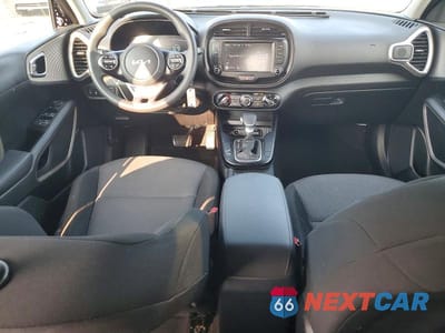 Zdjęcie 8 z 13 samochodu: 2025 KIA SOUL LX VIN:KNDJ23AU2S7922359 - miniatura