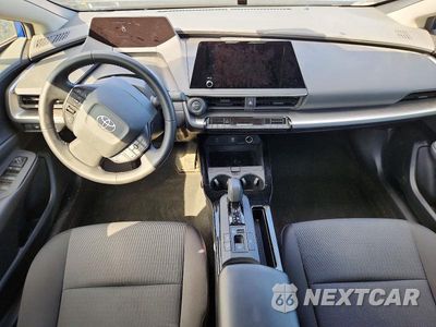 Zdjęcie 8 z 13 samochodu: 2024 TOYOTA PRIUS LE VIN:JTDADABU4R3023212 - miniatura