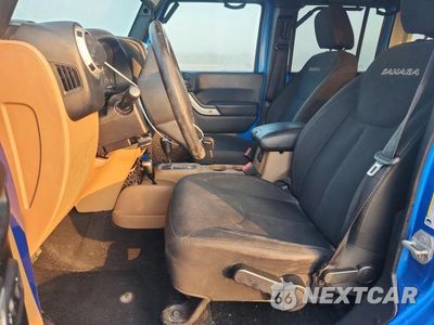 Zdjęcie 7 z 13 samochodu: 2016 JEEP WRANGLER UNLIMITED SAHARA VIN:1C4BJWEG9GL162121 - miniatura