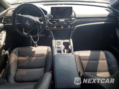 Zdjęcie 8 z 12 samochodu: 2020 HONDA ACCORD SPORT VIN:1HGCV2F39LA020968 - miniatura