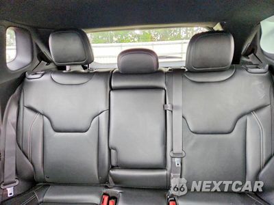 Zdjęcie 10 z 13 samochodu: 2021 JEEP COMPASS 80TH EDITION VIN:3C4NJDEB9MT532537 - miniatura