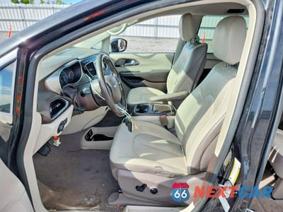 Zdjęcie 7 z 13 samochodu: 2017 CHRYSLER PACIFICA TOURING L PLUS VIN:2C4RC1EGXHR656248 - miniatura