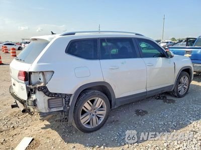 Trzecie zdjęcie samochodu z tyłu: 2019 VOLKSWAGEN ATLAS SE VIN:1V2WR2CA6KC595694 - miniatura