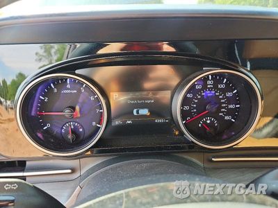 Zdjęcie 9 z 13 samochodu: 2024 KIA CARNIVAL EX VIN:KNDNC5H39R6315561 - miniatura