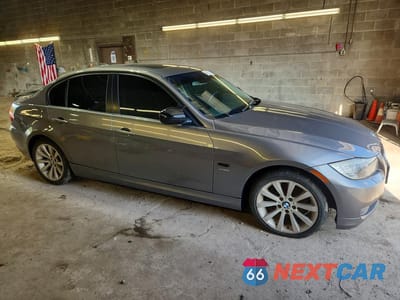 Czwarte zdjęcie samochodu z boku: 2011 BMW 328 XI VIN:WBAPK7G50BNN48828 - miniatura