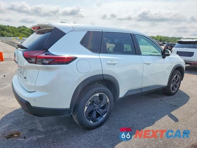 Trzecie zdjęcie samochodu z tyłu: 2025 NISSAN ROGUE SV VIN:5N1BT3BB5SC818708 - miniatura