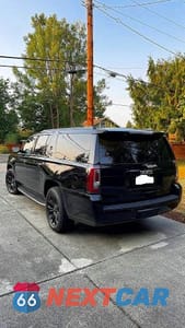 Trzecie zdjęcie samochodu z tyłu: 2018 GMC YUKON XL K1500 SLT VIN:1GKS2GKC2JR383153 - miniatura