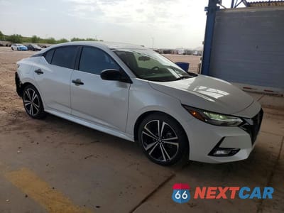 Czwarte zdjęcie samochodu z boku: 2021 NISSAN SENTRA SR VIN:3N1AB8DV7MY289167 - miniatura