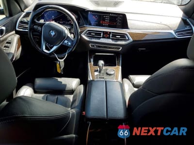 Zdjęcie 8 z 13 samochodu: 2019 BMW X5 XDRIVE40I VIN:5UXCR6C54KLL07071 - miniatura