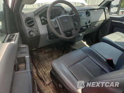 Zdjęcie 8 z 12 samochodu: 2016 FORD F550 SUPER DUTY VIN:1FDUF5GY3GEC07435 - miniatura