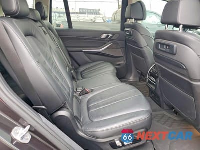 Zdjęcie 11 z 13 samochodu: 2019 BMW X7 XDRIVE40I VIN:5UXCW2C51KL089916 - miniatura