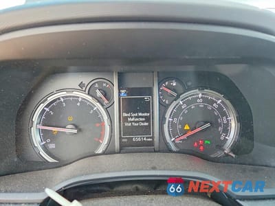 Zdjęcie 9 z 14 samochodu: 2022 TOYOTA 4RUNNER LIMITED VIN:JTEKU5JR9N5990658 - miniatura