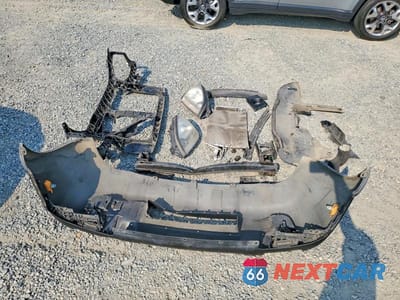 Zdjęcie 13 z 14 samochodu: 2005 HYUNDAI TUCSON GLS VIN:KM8JN72D25U083375 - miniatura