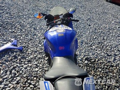 Zdjęcie 6 z 10 samochodu: 2020 YAMAHA YZFR1 VIN:JYARN66E1LA000503 - miniatura