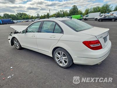 Drugie zdjęcie samochodu z przodu: 2014 MERCEDES-BENZ C 300 4MATIC VIN:WDDGF8ABXER317112 - miniatura