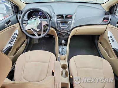 Zdjęcie 8 z 12 samochodu: 2017 HYUNDAI ACCENT SE VIN:KMHCT4AE9HU287344 - miniatura