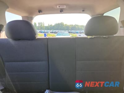 Zdjęcie 10 z 13 samochodu: 2002 FORD ESCAPE XLT VIN:1FMYU03152KB98914 - miniatura