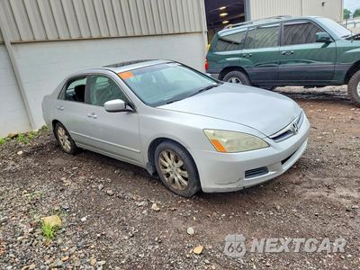 Czwarte zdjęcie samochodu z boku: 2007 HONDA ACCORD EX VIN:1HGCM66577A004530 - miniatura