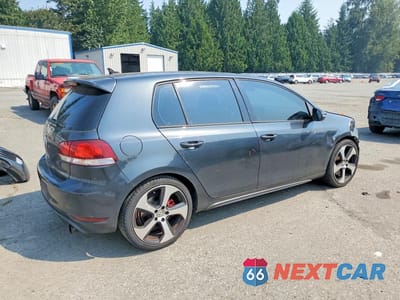 Trzecie zdjęcie samochodu z tyłu: 2010 VOLKSWAGEN GTI VIN:WVWHD7AJ8AW225837 - miniatura