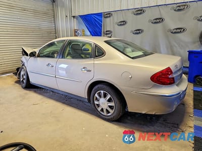 Drugie zdjęcie samochodu z przodu: 2008 BUICK LACROSSE CX VIN:2G4WC582781373004 - miniatura