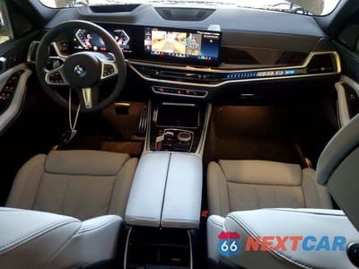 Zdjęcie 8 z 14 samochodu: 2026 BMW X5 XDRIVE40I VIN:5UX23EU03T9420213 - miniatura