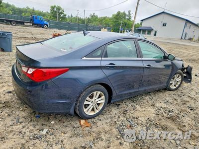 Trzecie zdjęcie samochodu z tyłu: 2011 HYUNDAI SONATA GLS VIN:5NPEB4AC2BH175677 - miniatura