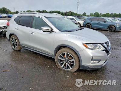 Czwarte zdjęcie samochodu z boku: 2020 NISSAN ROGUE SL VIN:5N1AT2MT1LC705352 - miniatura